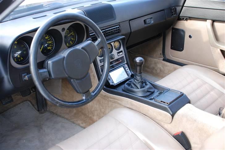 Porsche 944 SOLGT billede 2