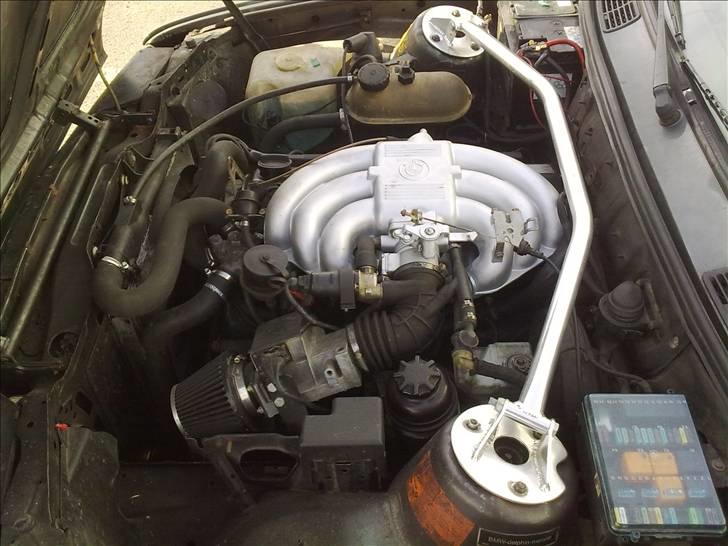 BMW E30 325i - STJÅLET :'( billede 17
