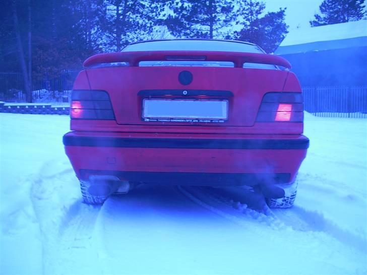 BMW 318i - Remus bagpotte - skal lige justeres lidt, men det lyder godt! billede 12