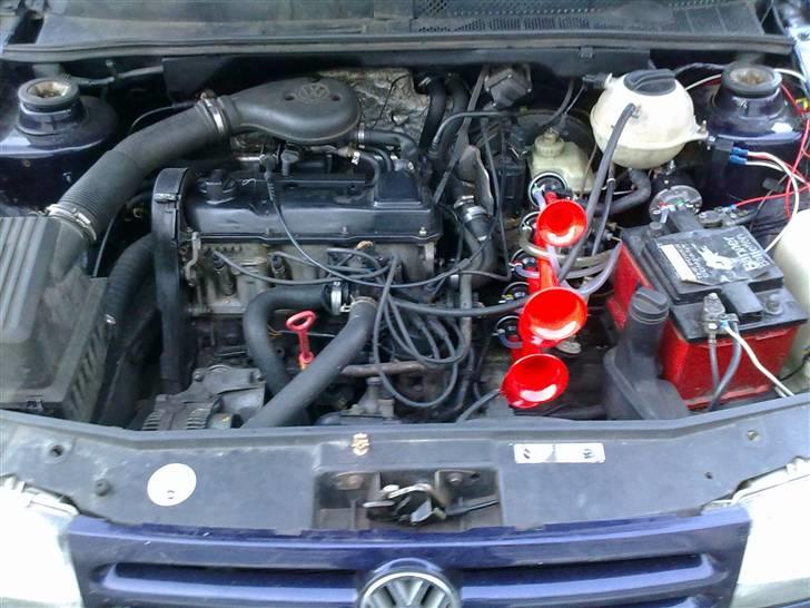 VW Vento  SOLGT billede 2