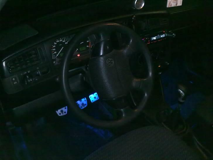 VW Vento  SOLGT billede 6