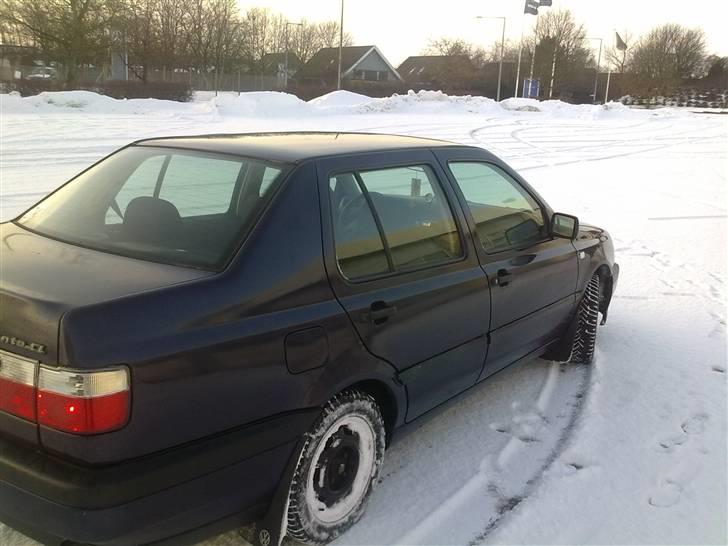 VW Vento  SOLGT billede 11