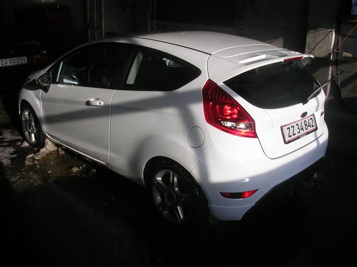 Ford Fiesta TI-VCT SPORT SOLGT billede 5