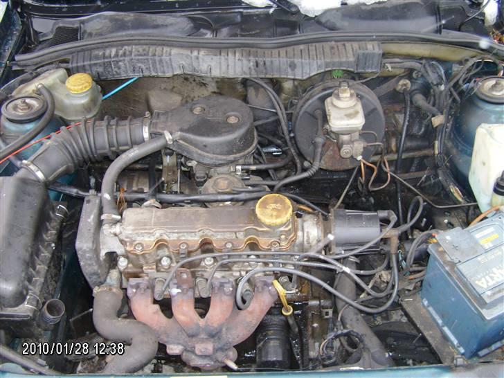 Opel Vectra A 1.6i billede 8