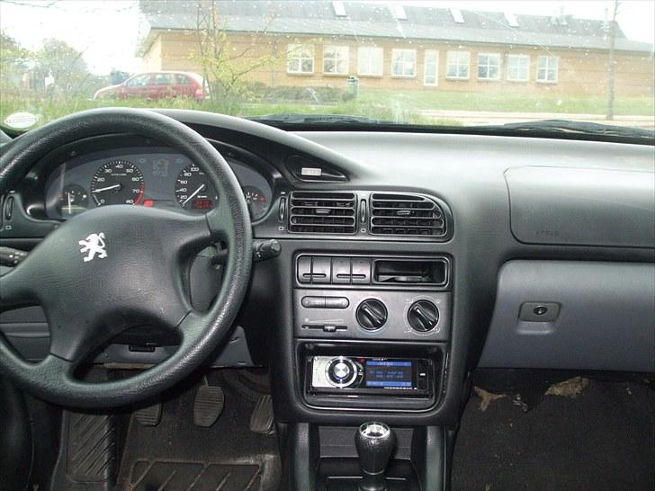 Peugeot 406 1.8 SR billede 9