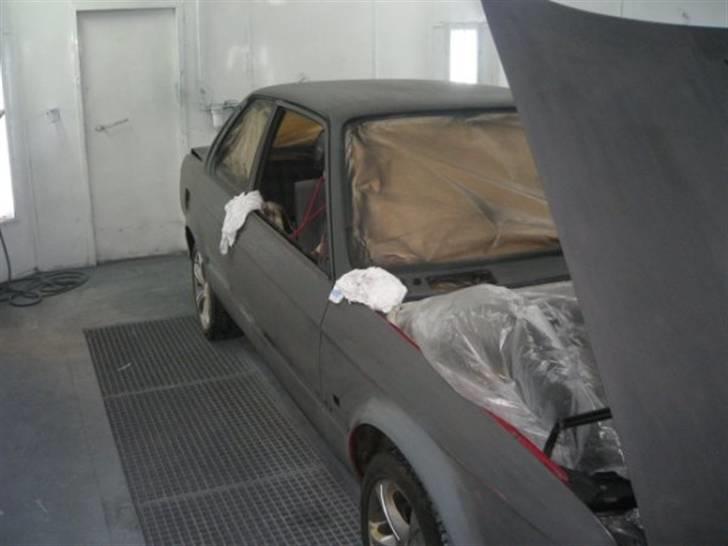 BMW E30 318IS / Solgt :'/ - Ved maleren :) billede 10