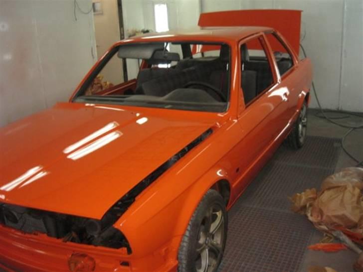 BMW E30 318IS / Solgt :'/ - Ny lakeret :D billede 11