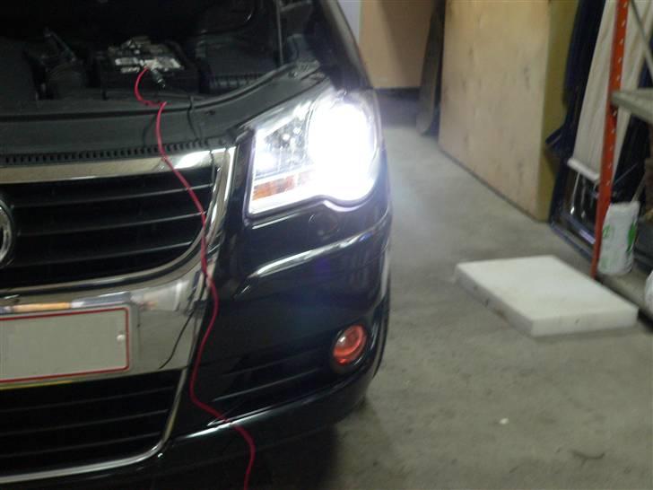 VW Touran trendline - Montage af "Kurve lys" billede 4