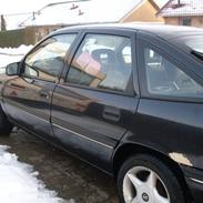 Opel Vectra 2.0 I GLS