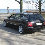 VW Passat 2,8 4M Solgt