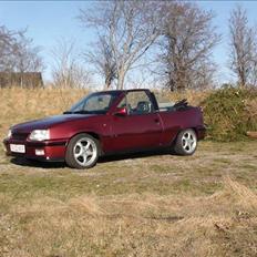 Opel kadett e gsi cabriolet