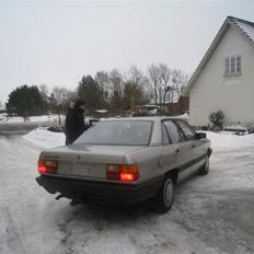 Audi 100