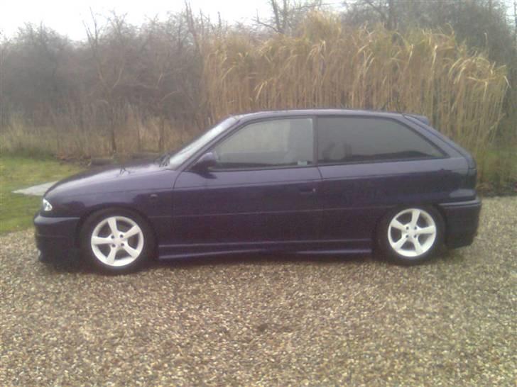 Opel Astra F *SOLGT* billede 4