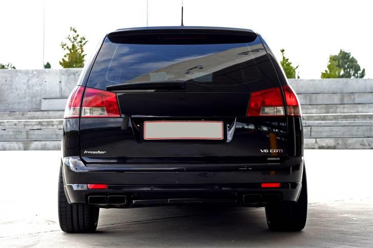 Opel Vectra C 3.0 V6 CDTi Wagon - Irmscher tagspoiler, bagskørt samt "Quad" udstødningen fra Irmscher.. billede 8