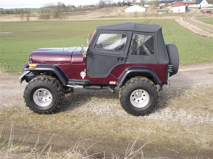 Jeep Cj5 - Med tøj på :) billede 1
