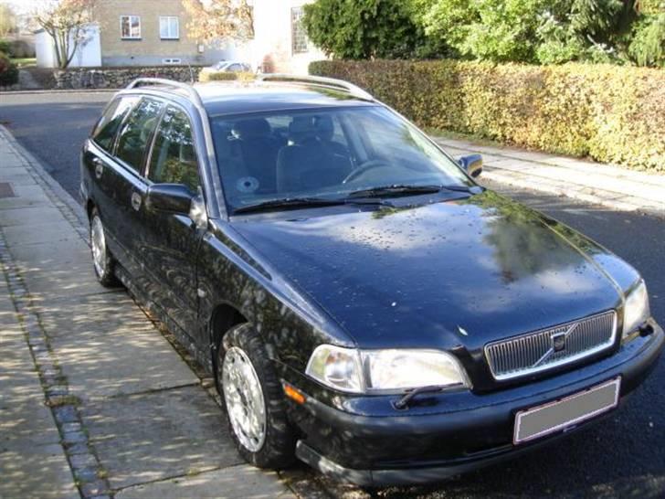 Volvo V40 1,8L 116 HK  billede 2