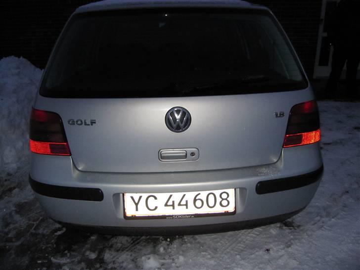VW Golf 4 1,8i 20 v  SOLGT billede 4