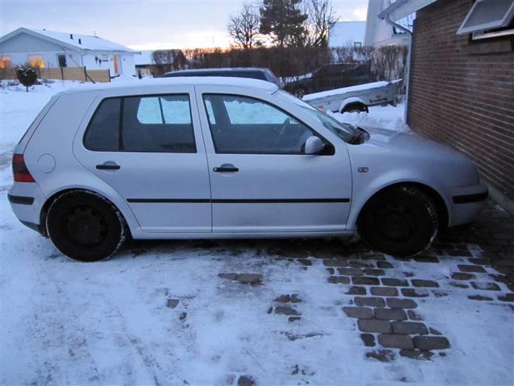 VW Golf 4 1,8i 20 v  SOLGT billede 5