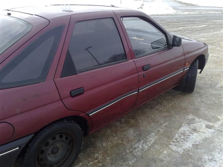 Ford Escort 1.4  5Dørs billede 3