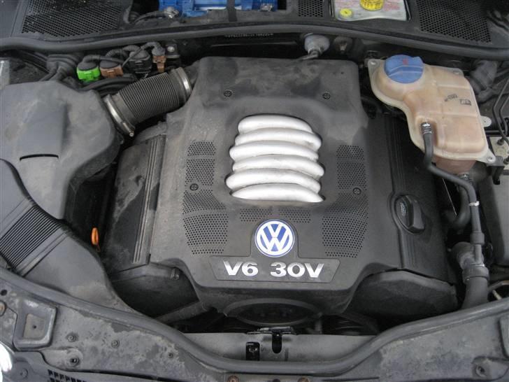 VW Passat 2,8 4M Solgt billede 14