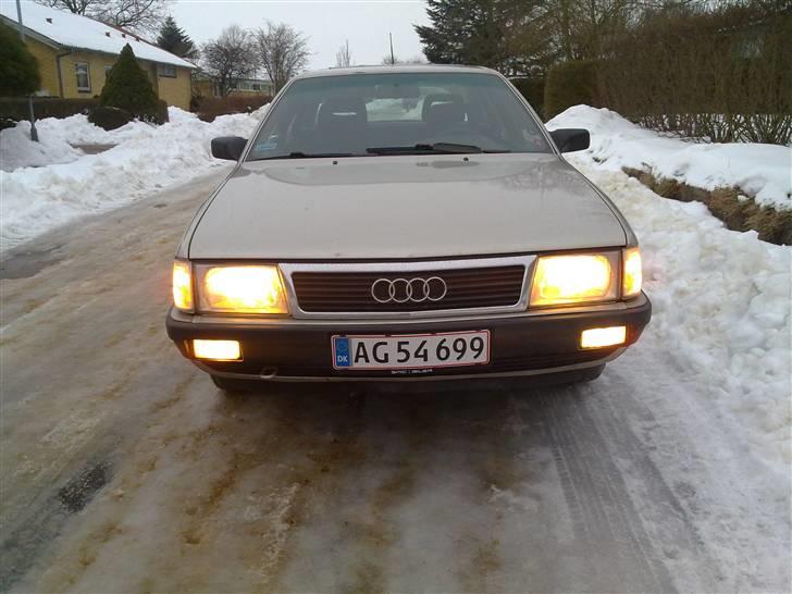 Audi 100 2,2 Turbo - SOLGT! - Her er svinet :D nu på plader! billede 1