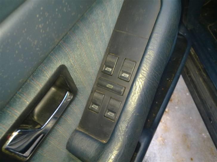 Audi 100 2,2 Turbo - SOLGT! billede 13