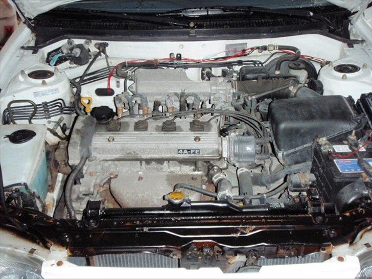 Toyota corolla GSI (totalskadet) billede 15