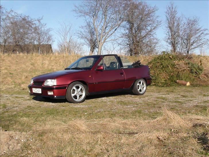 Opel kadett e gsi cabriolet billede 1