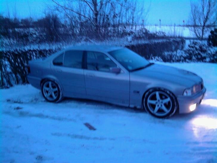 BMW E36 billede 1