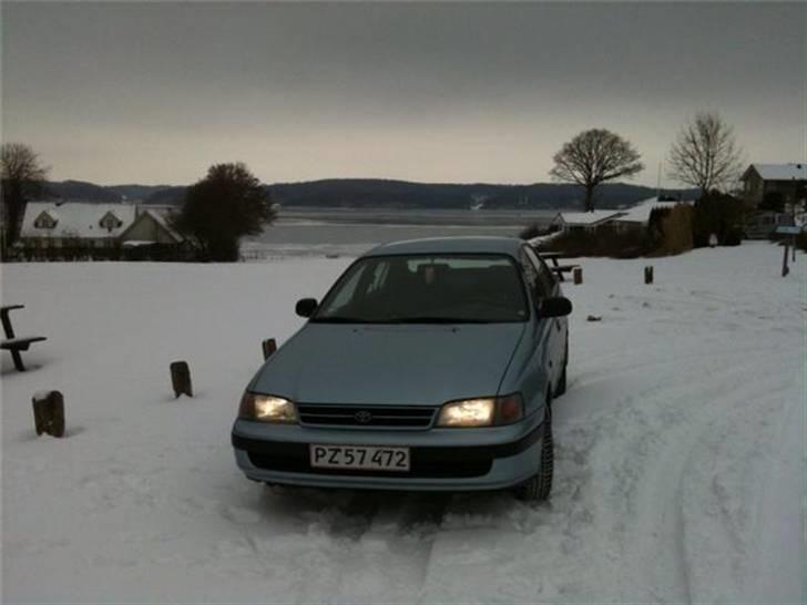 Toyota carina  billede 3