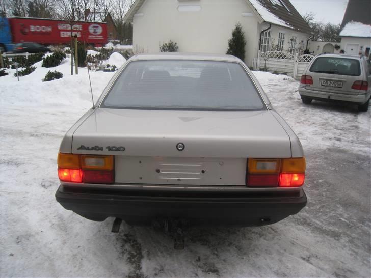 Audi 100 billede 4