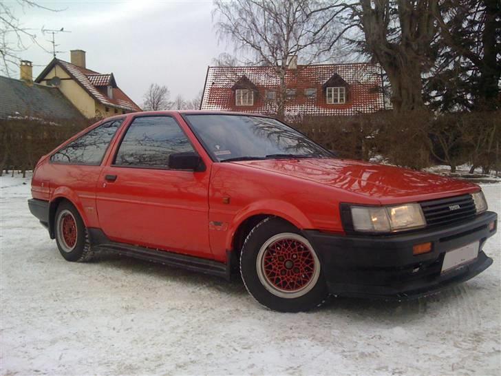 Toyota Corolla AE86 **SOLGT** billede 4