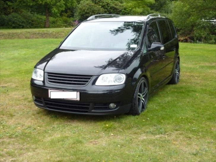 VW Touran 2,0 TDI Highline *SOLGT* billede 5