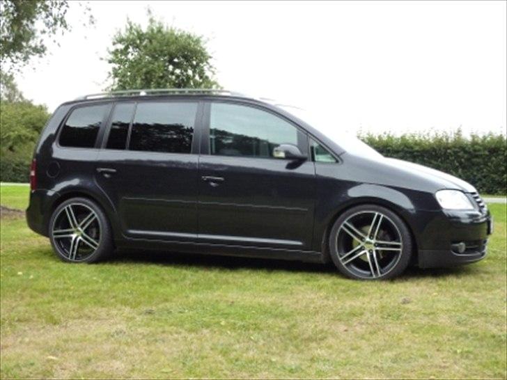 VW Touran 2,0 TDI Highline *SOLGT* billede 7