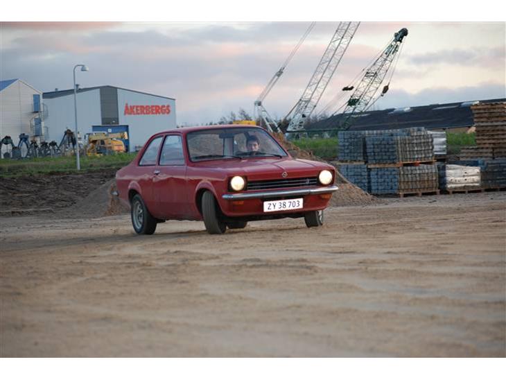 {{currentPhoto.altText}} billede {{currentPhoto.number}}