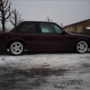 BMW E30 320i SOLGT