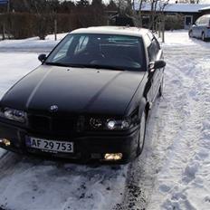 BMW 320i/325i