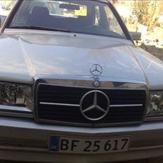 Mercedes Benz 190 E (solgt)