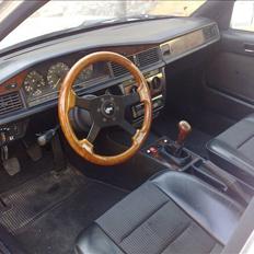 Mercedes Benz 190 E (solgt)