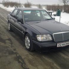Mercedes Benz 124 300e
