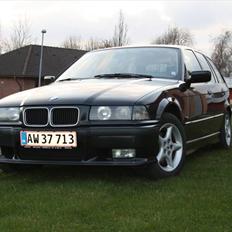 BMW e36 320i Touring Stjålet