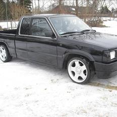 Mazda B 2000 ( SOLGT)