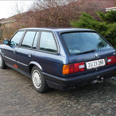 BMW E3o 320I Touring ( Solgt )