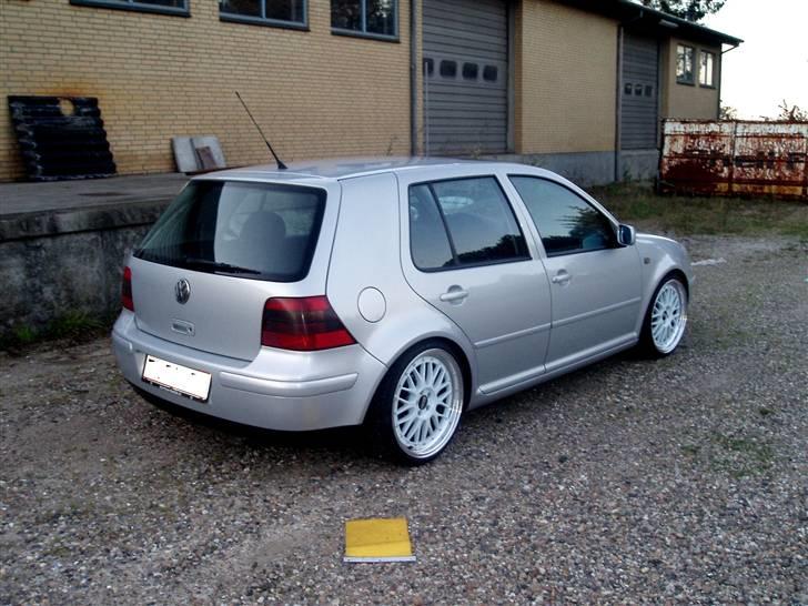VW Golf 4 Highline @ SOLGT billede 4