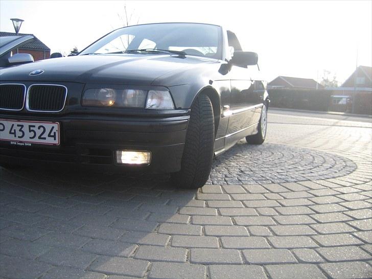 BMW e36 318i   SOLGT billede 6