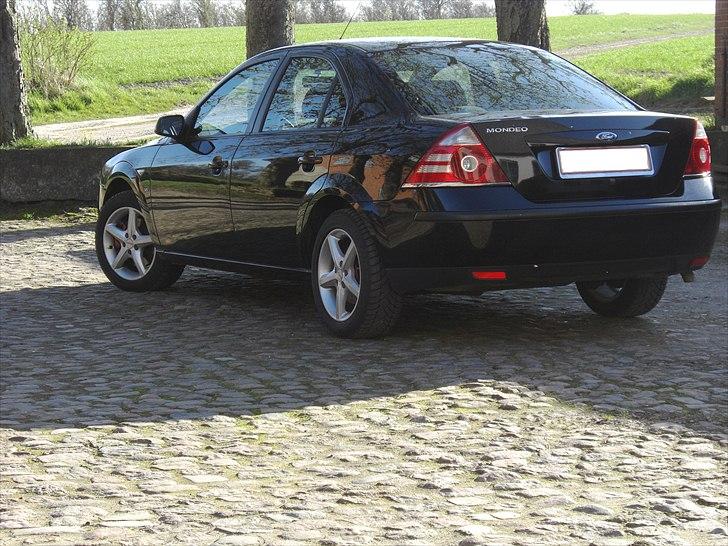 Ford Mondeo Trend+ 2,5 V6 billede 12