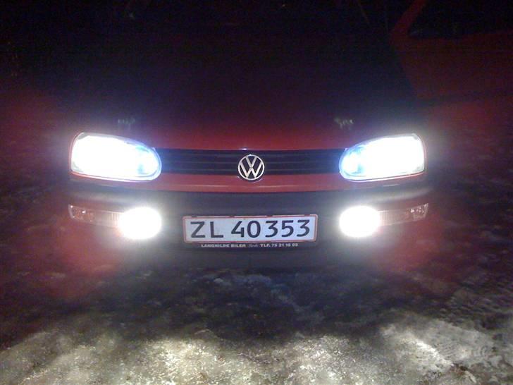 VW Golf 3 1,6 CL Europe - Tågelygterne kom endelig på billede 16