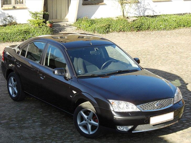 Ford Mondeo Trend+ 2,5 V6 billede 16