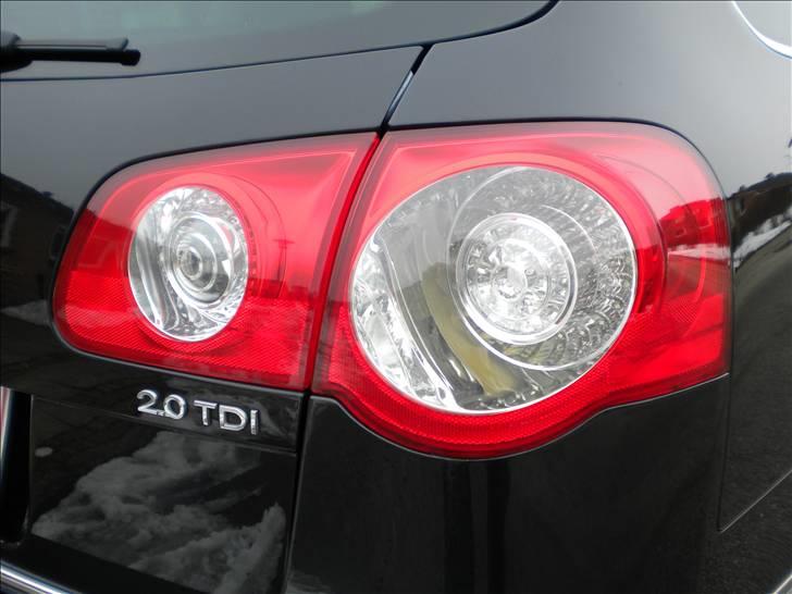 VW Passat 2.0 TDI Highline (Solgt) - Baglygterne med diodelys billede 3