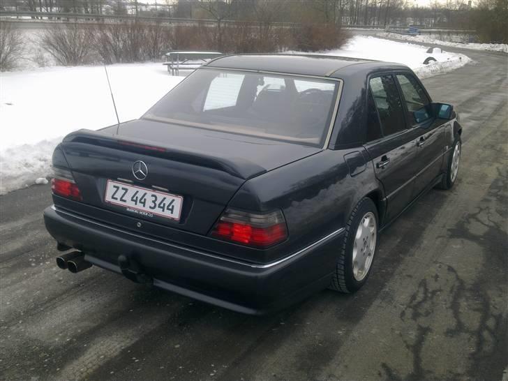 Mercedes Benz 124 300e billede 2